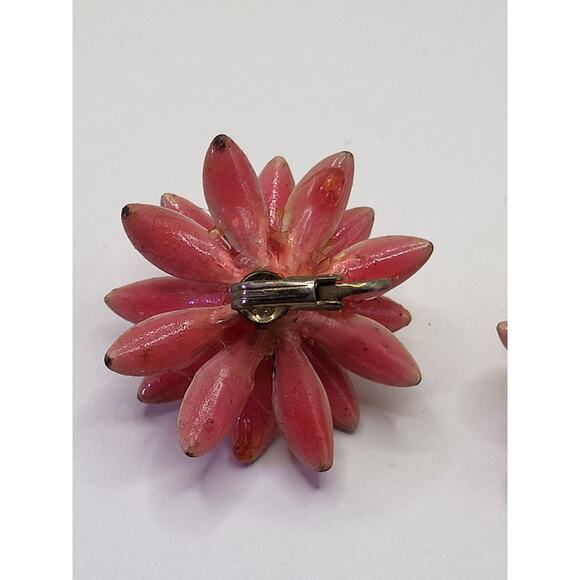 Vintage 1950s Pink Lucite Flower Clip On Earrings with Rhinestones and Beads - Picture 7 of 9
